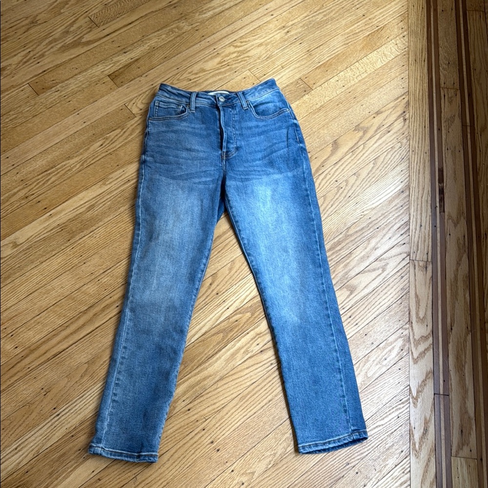 Forever 21 High Rise Straight Leg Jeans Size 26 Button Fly Vintage Wash